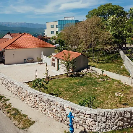 Lovely House Mara, Imotski. * Imotski